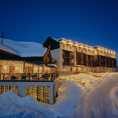 Alpina Hotel Gudauri Exteriör bild